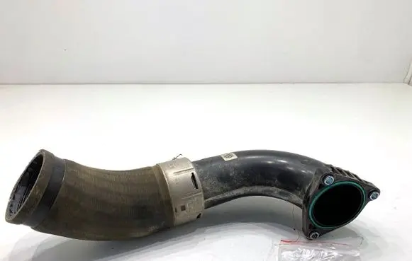 Ford Ranger Air intake hose/pipe JB3Q6K770AC