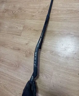 Audi A6 S6 C5 4B Front wiper blade arm 4B1955408 4B1955408D