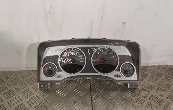 Jeep Compass Speedometer control unit/module CR0035006K0CE