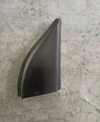 Suzuki Grand Vitara I Plastic wing mirror trim cover 8475185D00