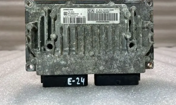 Citroen C4 I Picasso Engine control unit/module S126024101 2529X3