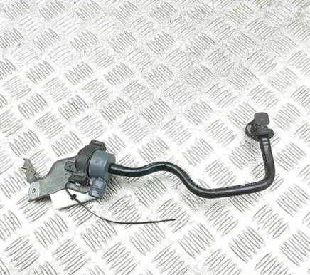 BMW 7 F01 F02 F03 F04 Breather/breather pipe/hose 7636149 7616724