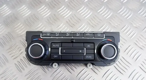 Volkswagen PASSAT CC Climate control unit 5K0907044AJ