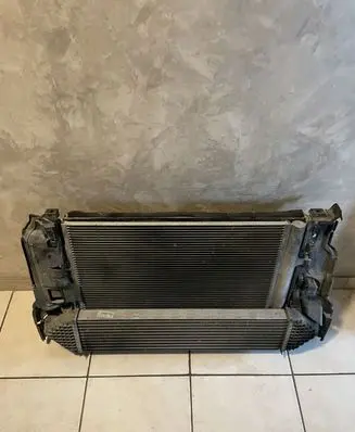 Volvo V60 Radiator set 6G9119710BE BV6191L440BC 6G917A095AD