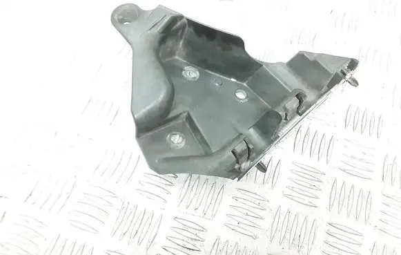 Volvo XC60 Front bumper mounting bracket 30764619