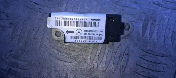 Mercedes-Benz E W210 Airbag deployment crash/impact sensor 0018205626