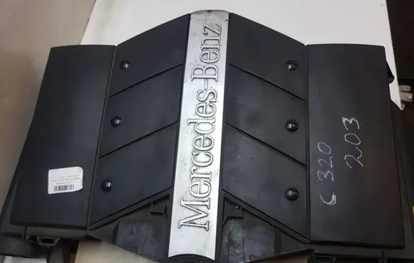 Mercedes-Benz C W203 Engine cover (trim)