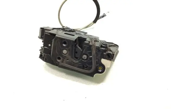 Seat Ibiza IV (6J,6P) Rear door lock 6J0839016E