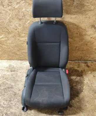 Volkswagen Golf V Front passenger seat 