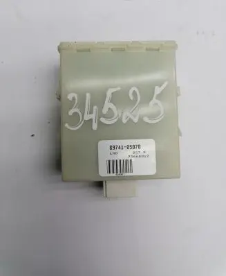 Toyota Avensis T250 Door central lock control unit/module 8974105070 73668012