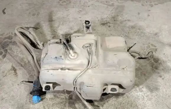 Renault Trafic III (X82) AdBlue liquid reservoir 172A21178R 93459932 1024766
