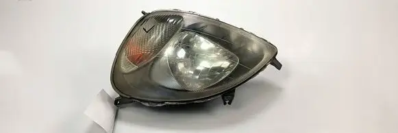 Toyota Yaris Headlight/headlamp