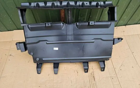 BMW iX Intercooler air guide/duct channel 8738428