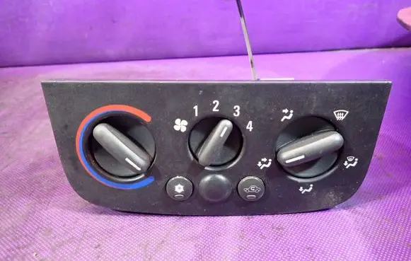 Opel Combo C Climate control unit 031110HAACI