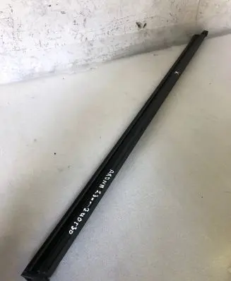 Seat Arona Rubber seal front door window/glass 6f9837471