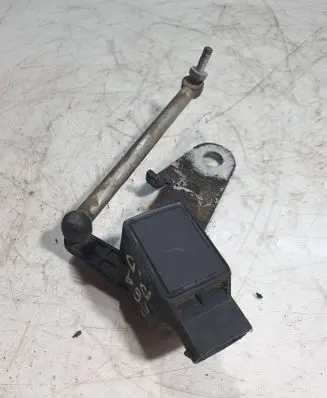 BMW 5 E60 E61 Headlight/headlamp level sensor 1093697