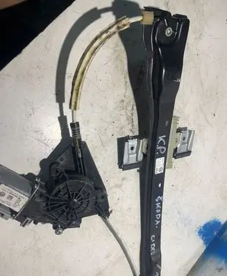 Skoda Citigo Front door window regulator motor 6ru959802