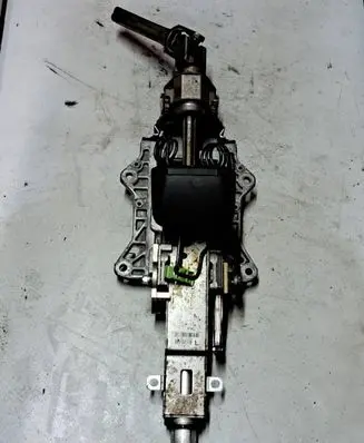 Volkswagen PASSAT B6 Steering wheel axle 06031602041 52758063