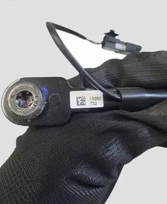 Opel Zafira C Front seatbelt buckle 401266978 13383724