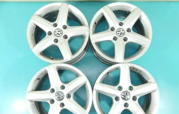 R16 alloy rim