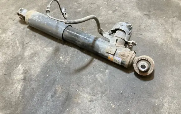 Lexus RX 450H Rear shock absorber/damper 4854048392 HA3060106B 190523A