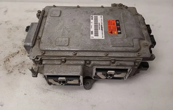 Opel Ampera Voltage converter inverter 12643812