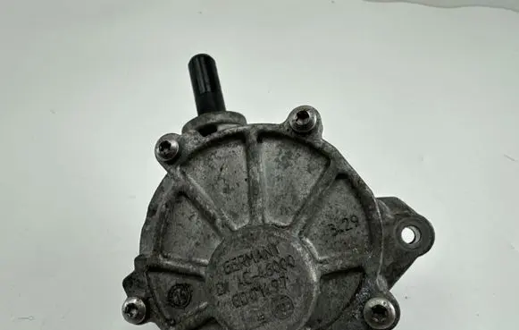 Mercedes-Benz C W205 Vacuum pump AC46000GD01497