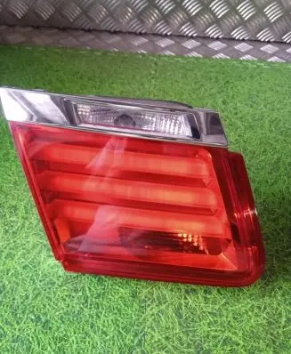 BMW 7 F01 F02 F03 F04 Tailgate rear/tail lights 7182205 F01T2 52110