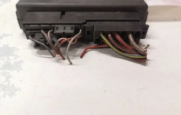 Opel Zafira A Comfort/convenience module 24437076 021838 F005V00155