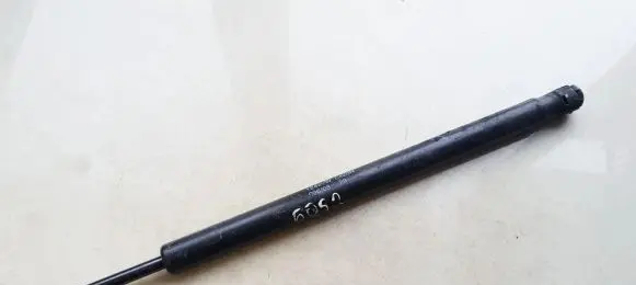 Mitsubishi Outlander Tailgate/trunk strut/damper 5802A007