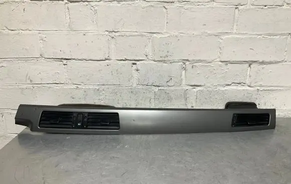 BMW 5 E60 E61 Dashboard center trim panel 7129233