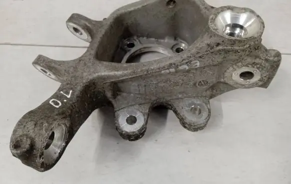 BMW 5 F10 F11 Rear wheel hub 6793770