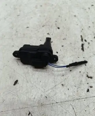 Audi Q7 4M Fuel tank cap lock motor 8s0862153 59398058 0MM499