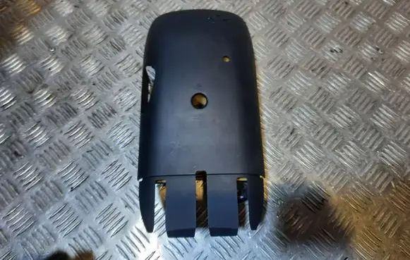 Steering wheel column trim