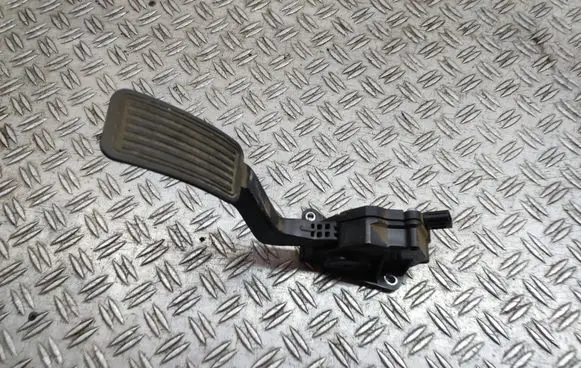Mazda CX-7 Accelerator throttle pedal K42387390 12J13D00172