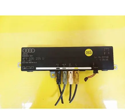 Audi A6 S6 C6 4F Aerial antenna amplifier 4F9035225D