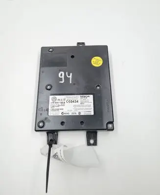Volkswagen Touran I Bluetooth control unit module 1K8035730B
