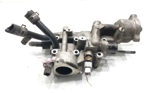 Hyundai Santa Fe Fuel filter housing 