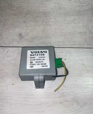 Volvo V70 Alarm control unit/module 9472105 04W41 F005V00026