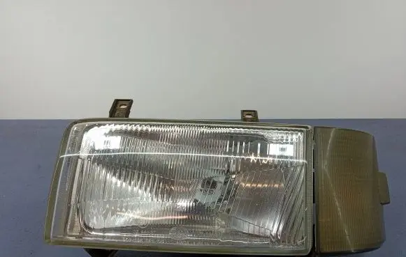 Volkswagen Transporter - Caravelle T4 Headlight/headlamp