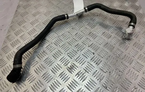 BMW 7 G11 G12 Engine coolant pipe/hose 8602625