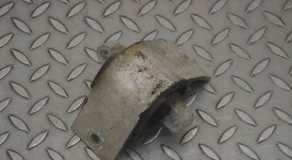 Jaguar F-Pace Gearbox mount