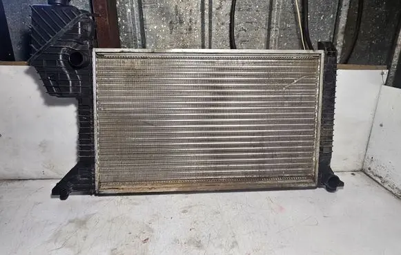 Mercedes-Benz Sprinter W901 W902 W903 W904 Coolant radiator