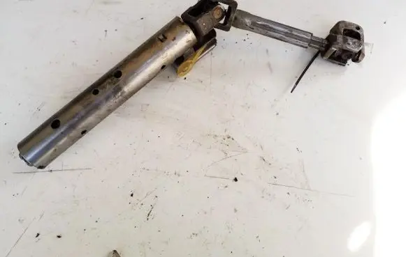Volkswagen Golf IV Steering column universal joint