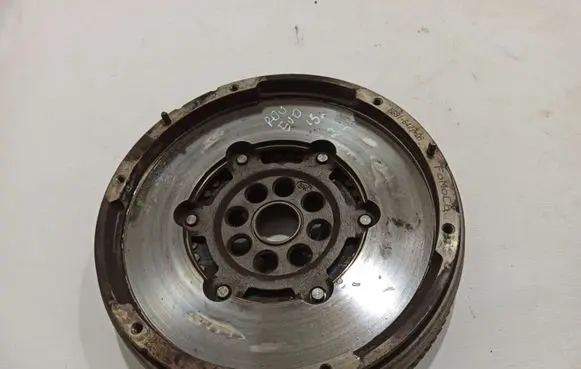 Land Rover Evoque I Dual mass flywheel BG916477DA
