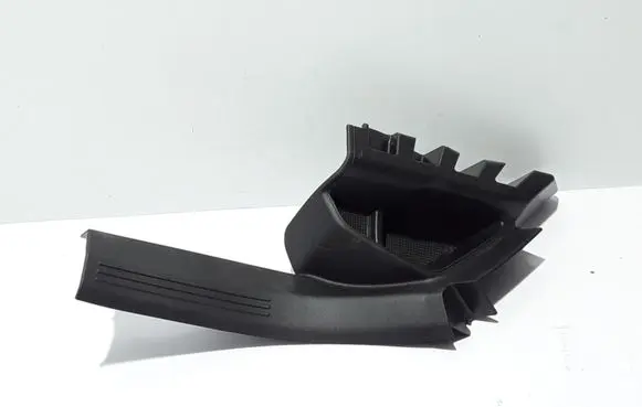 Volvo XC40 Front sill trim cover 31469245