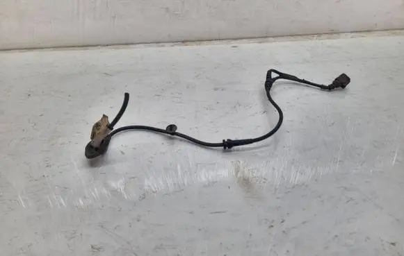 Volkswagen PASSAT B5.5 Front ABS sensor wiring 1K0920903B