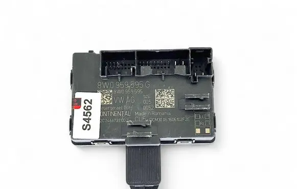 Audi A4 S4 B8 8K Door control unit/module 8W0959595G 2C7466721100 8W0959595