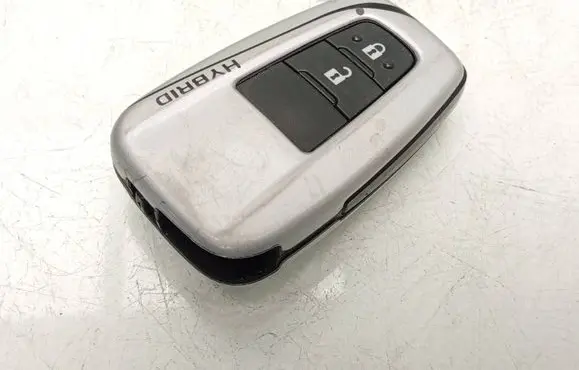Toyota C-HR I Ignition key/card 
