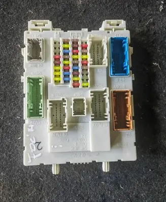 Ford Focus Fuse module BV6T14014BSC